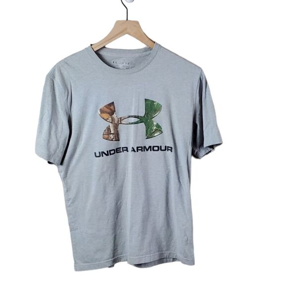Under Armour Gray & Camo Heat Gear   T- Shirt - Picture 1 of 3